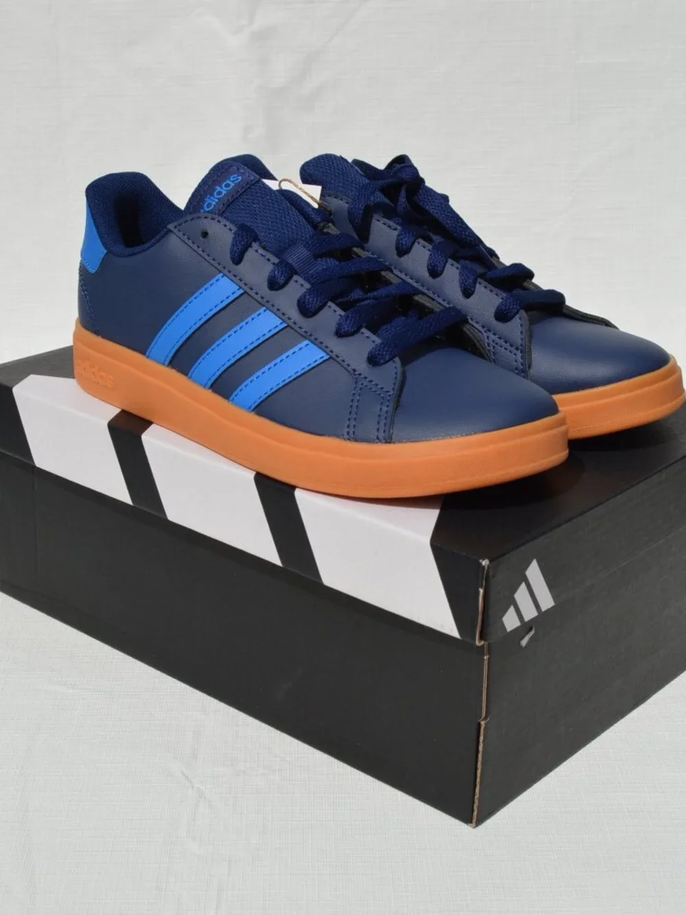 Adidas Grand Court Lifestyle Tennis Lace-Up Shoes Size 3 (New)